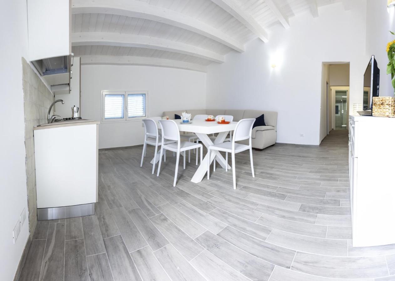 L'ancora Holidays Apartment *